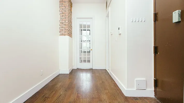 Rented by Nooklyn NYC LLC | media 9