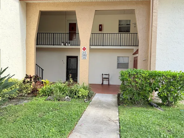 320 Lake Dora Drive #320, West Palm Beach, FL 33411