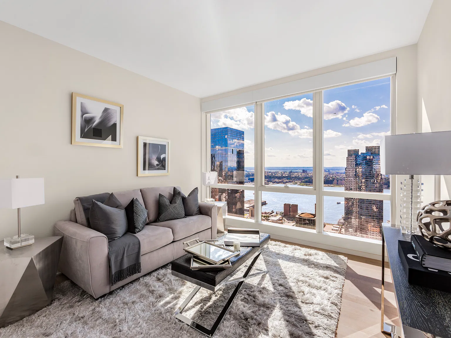 460 West 42nd Street — Photo 4