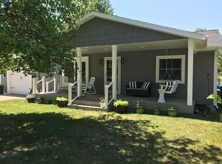 305 Fannie St, Au Gres, MI 48703