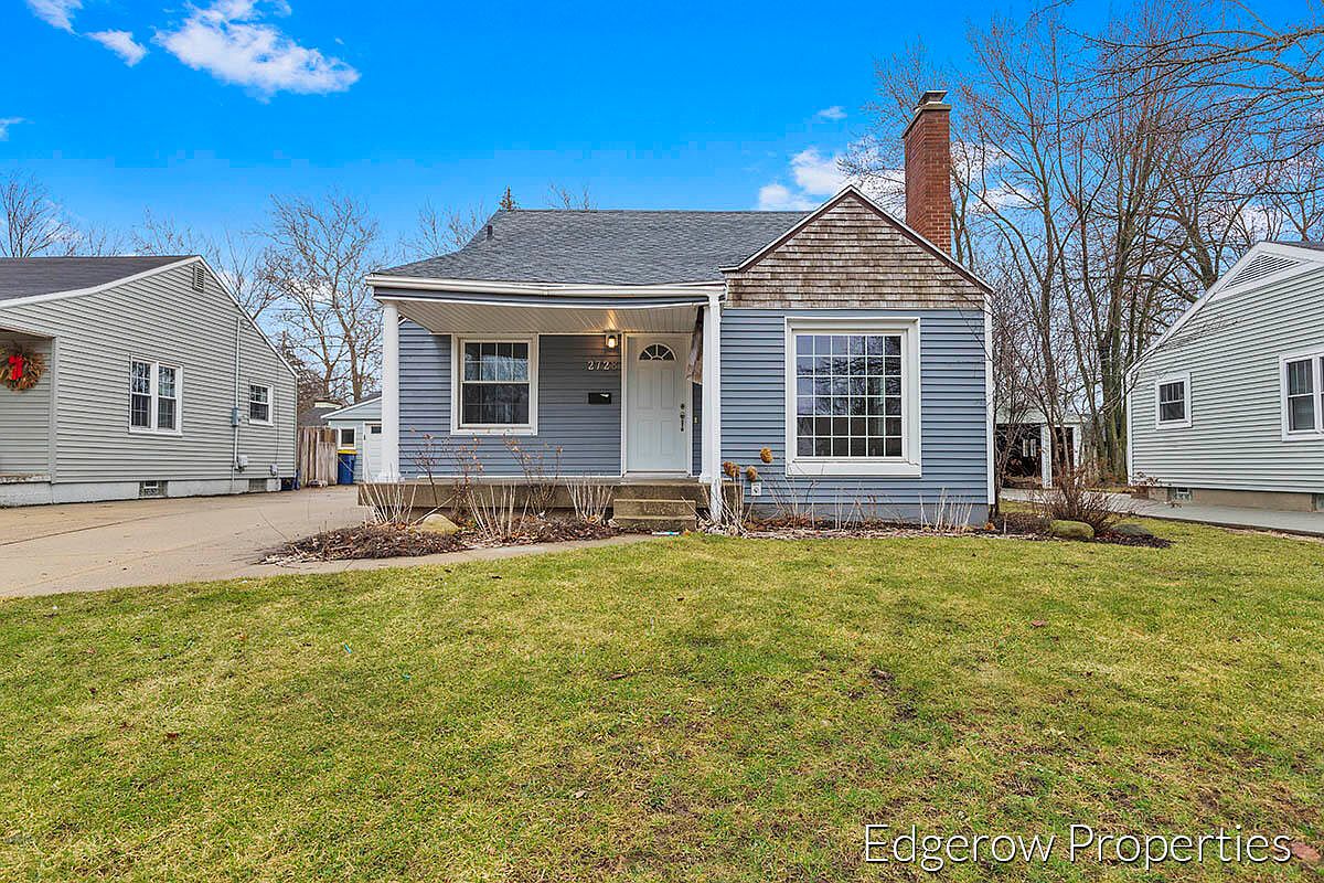 2728 Richards Dr SE, East Grand Rapids, MI 49506 Zillow