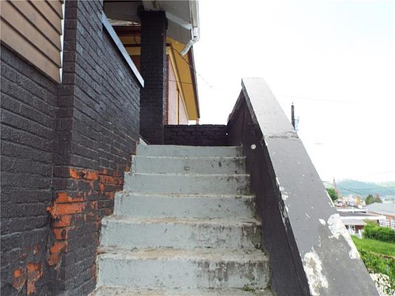 4th image of 405 Lookout Ave