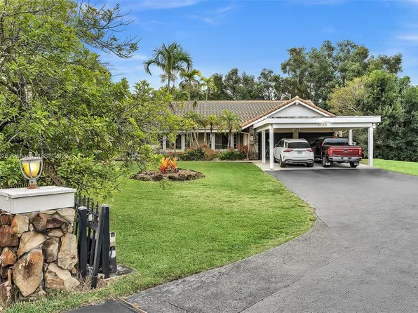 5750 SW 109th Ave, Davie, FL 33328