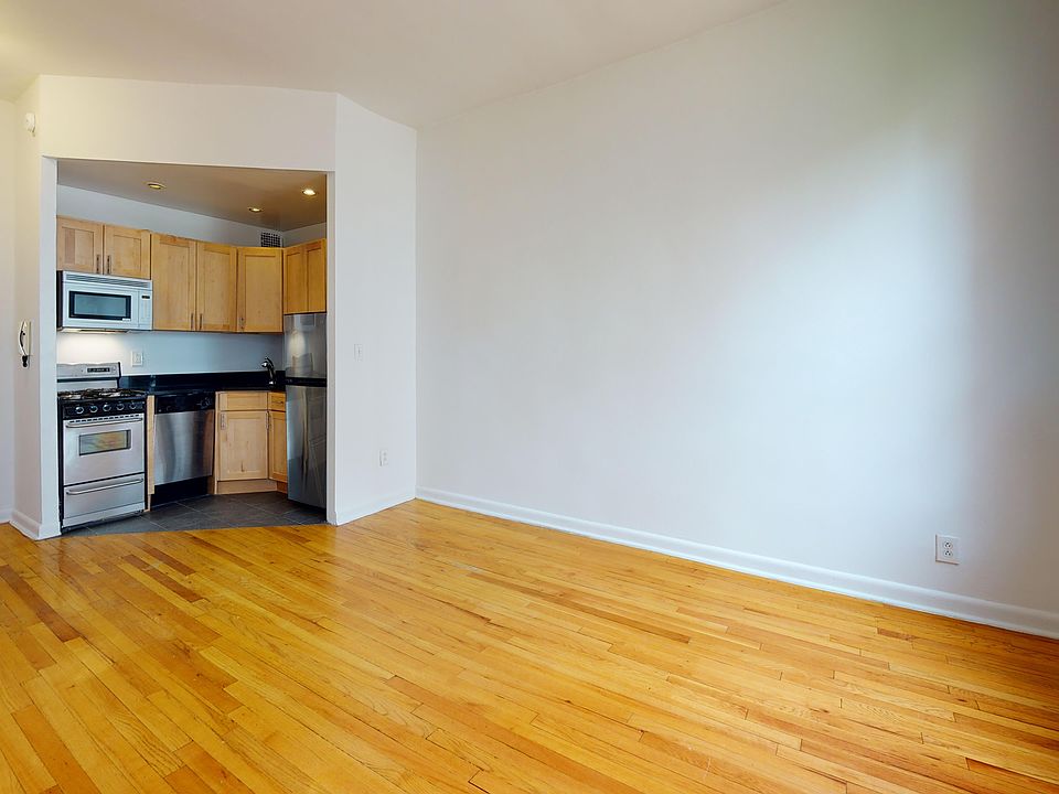 1st image of 311 E 85th St APT 3C