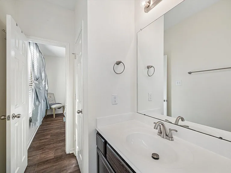 3332 Home Point Dr — Photo 8