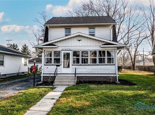 706 N Main St, Walbridge, OH 43465