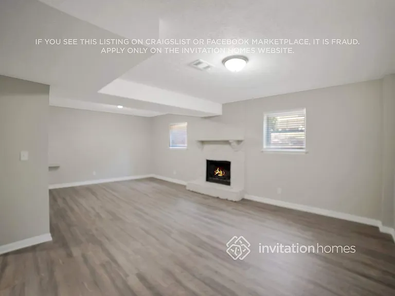 3200 Vail Ct — Photo 3