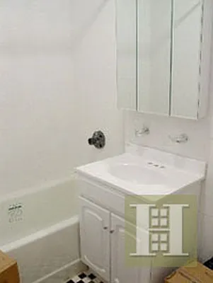 Rented by Halstead Real Estate | media 30