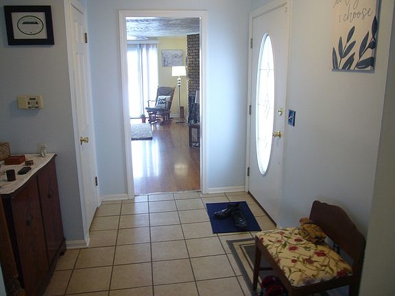 2nd image of 2295 Kentwood Dr
