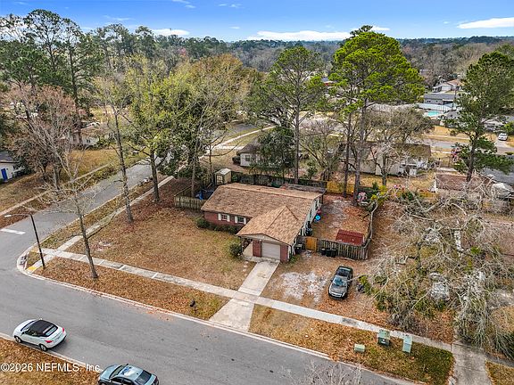 5th image of 8302 CASSIE Road