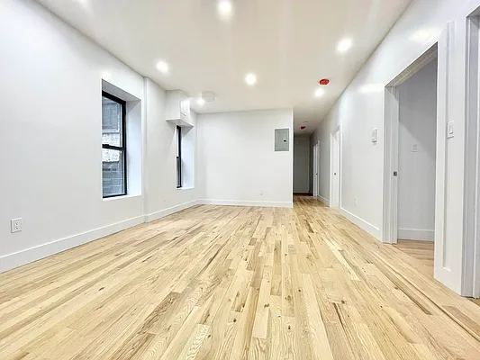 Rented by City Connections Realty | media 31