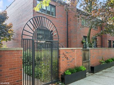 1720 N Orchard St APT D, Chicago, IL, 60614