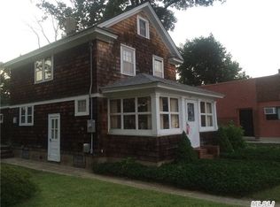 521 S Franklin St, Hempstead, NY 11550