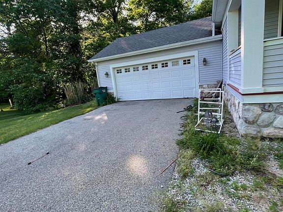 4th image of 3444 Autumn Wood Dr
