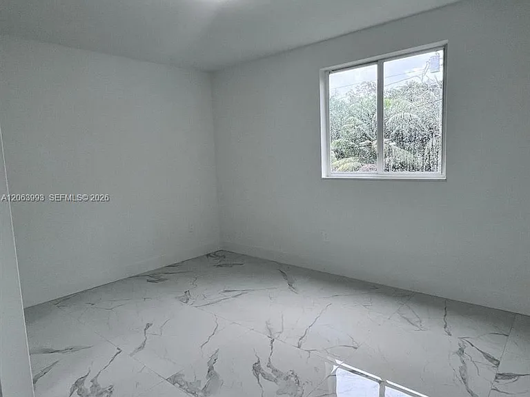 2100 NW 102nd St #1 — Photo 15