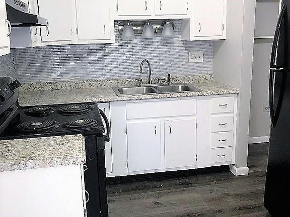 5th image of 3009 Thames Ln