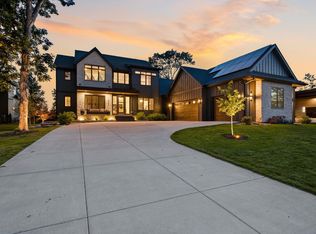 4937 Championship Cir, Waunakee, WI 53597