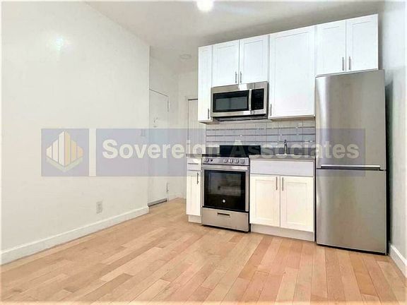 2nd image of 201 W 105th St APT 3