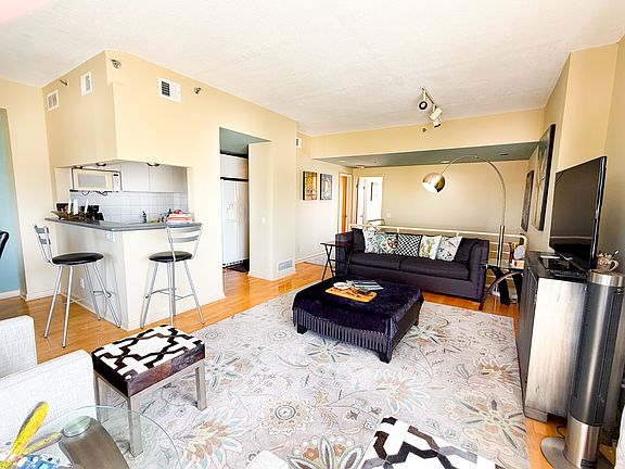 2nd image of 587 Virginia Ave NE #Penthouse 1
