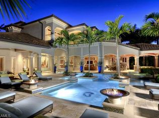 2553 Escada Ct, Naples, FL 34109