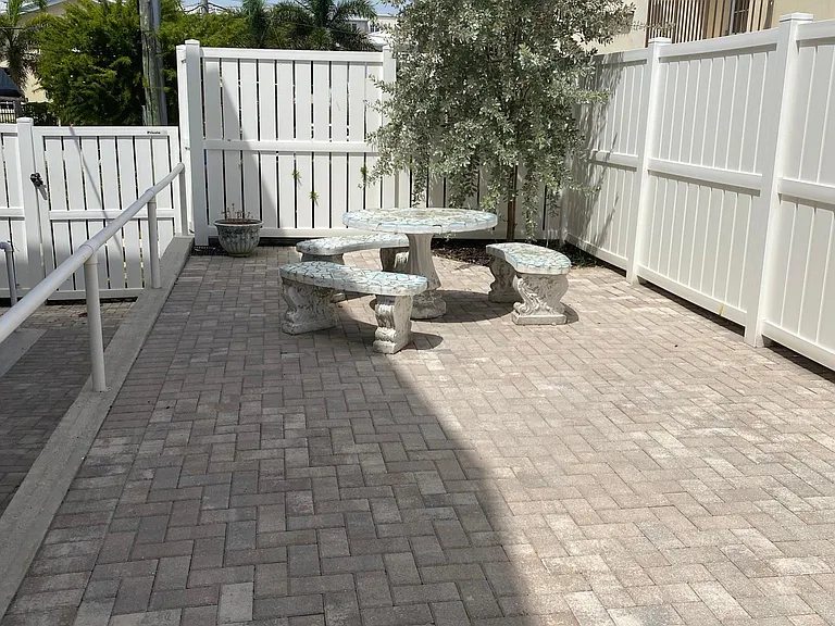 18 Salina Ave #30 — Photo 9