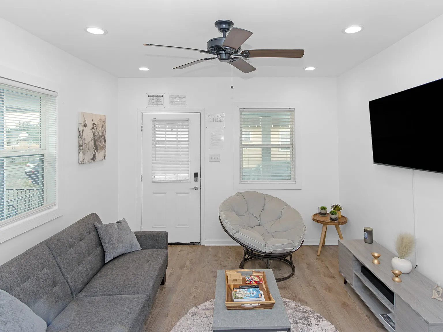 1 bed, 850 sqft, $2,100 — Photo 4