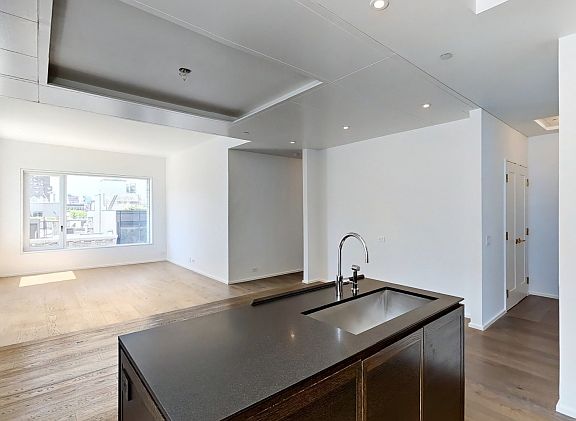 5th image of 345 W 14th St APT 8B