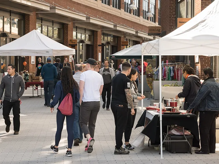 Monroe Street Market — Photo 41