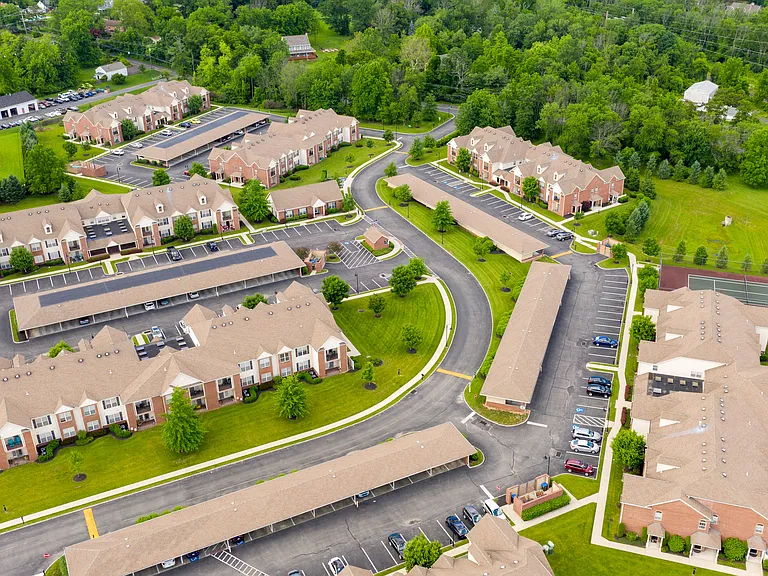 Amberley at Blue Bell Apartments — Photo 35