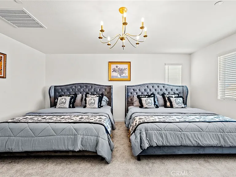 583 Lone Pine Dr — Photo 10