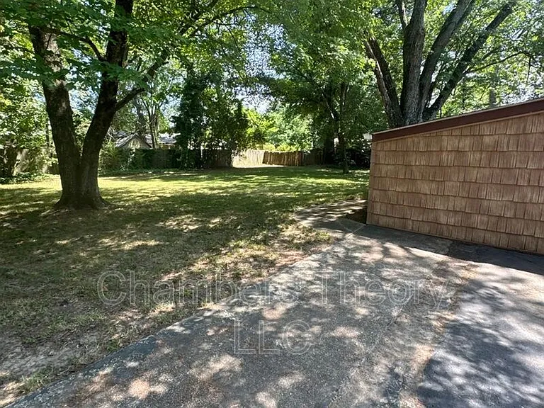 8221 Mount Vernon Hwy — Photo 46