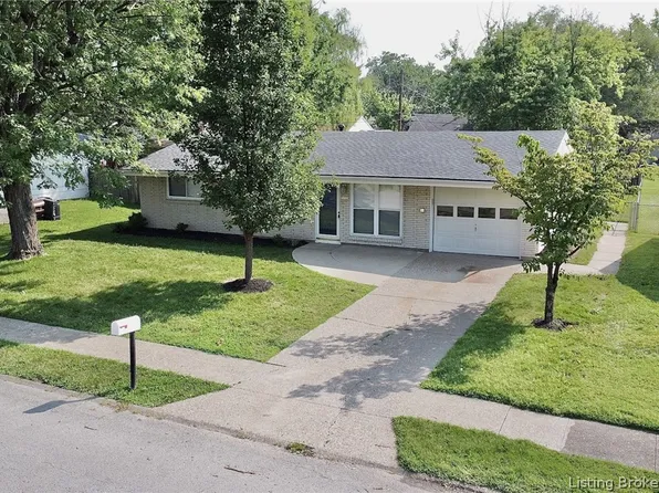 1712 Marlowe Dr, Clarksville, IN 47129