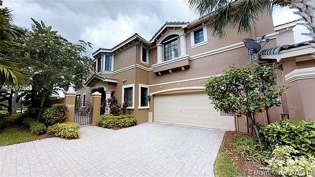 1st image of 2724 Kinsington Cir