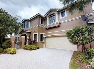 2724 Kinsington Cir, Weston, FL 33332