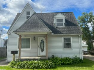 77 W Garfield Ave, Hazel Park, MI 48030
