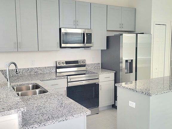 5th image of 34194 Cinder Way