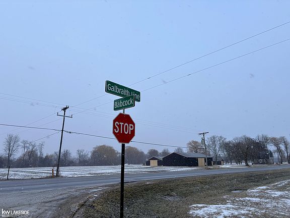 5th image of 1 Babcock Rd