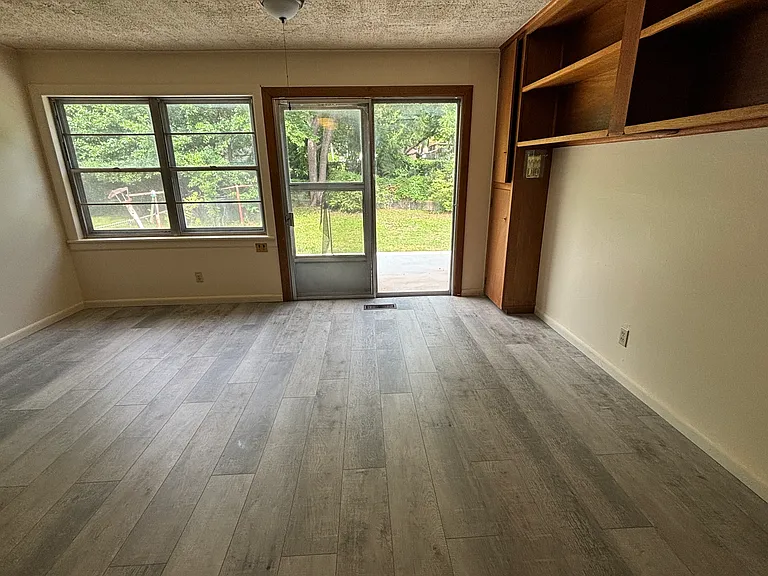 823 N Oswego Ave — Photo 12