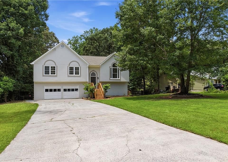 1st image of 6231 Emerald Springs Dr SE
