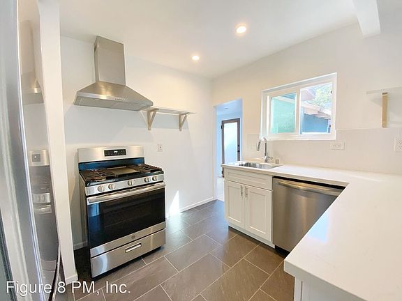5th image of 1826 N Lobdell Pl