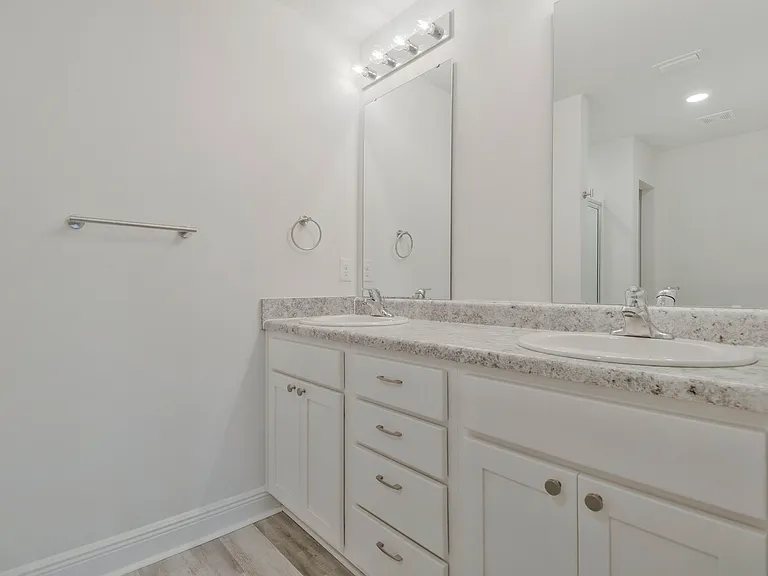 6356 Grove Park Dr — Photo 11
