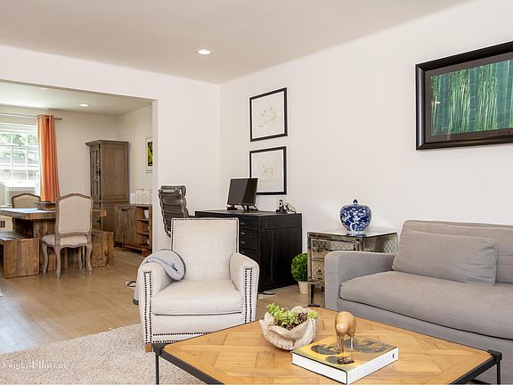 5th image of 765 N Broadway APT 15E