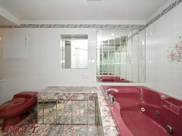 2136 East 63rd Street image 16 of 18