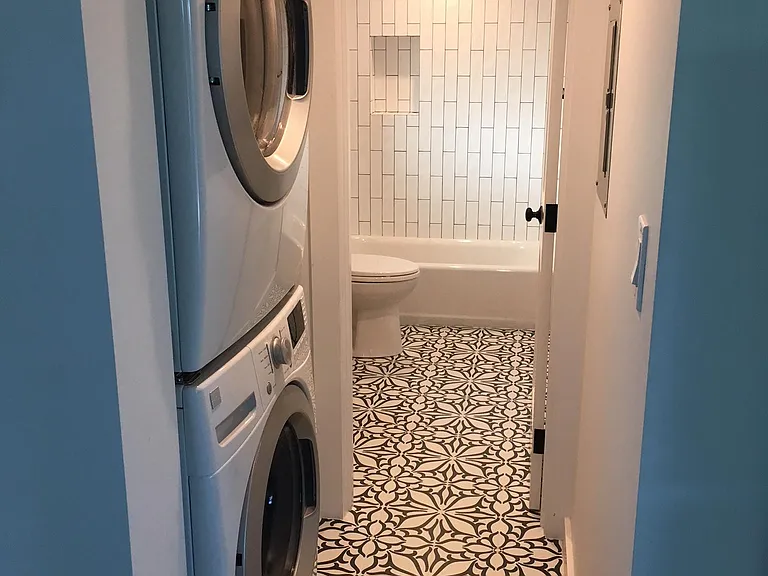 Hallway to bathroom.
