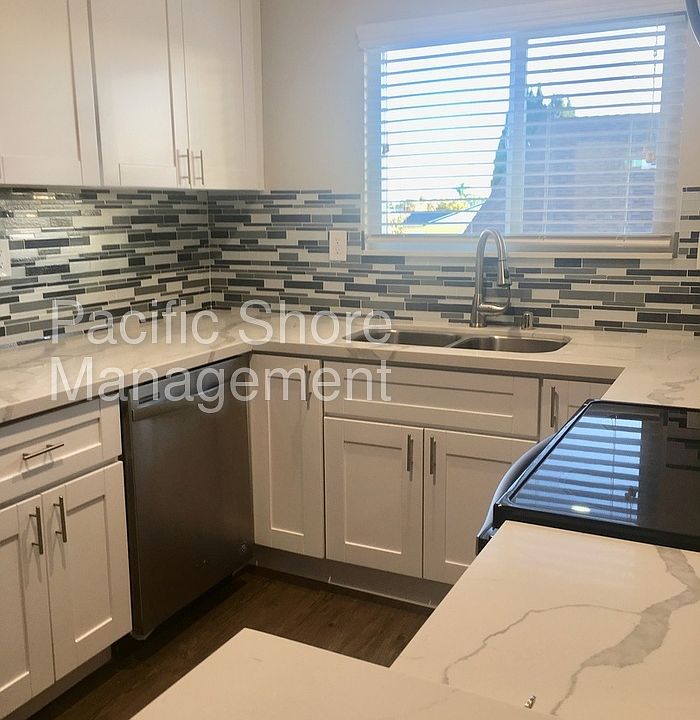 1st image of 4514 52nd St APT 06