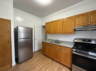 4840 41st St APT 3F, Sunnyside, NY 11104