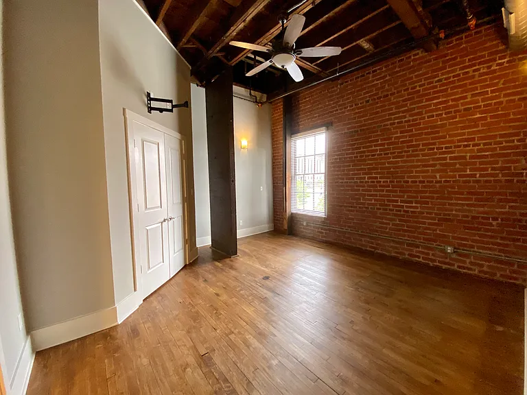1200 Commerce St #3 — Photo 14