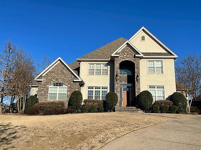 1st image of 2700 Serenade Dr