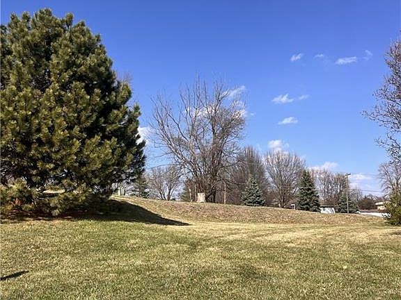 4th image of 4113 Hidden Valley Dr