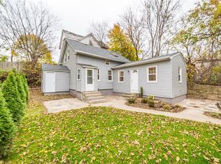 3 Lark St, Providence, RI 02909